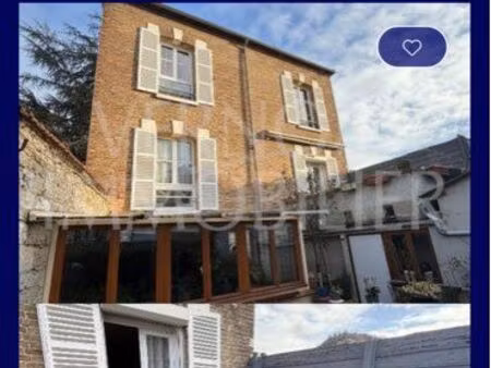 maison ancienne à vernonnet vue seine / château des tourelles