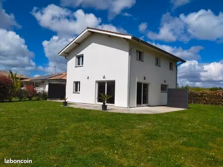 maison - 4 pièces - 142m2