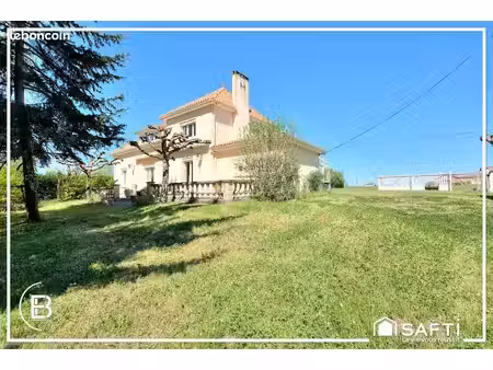 maison 8 pièces 173 m²