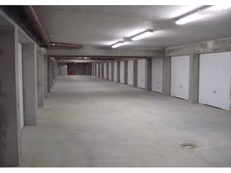 location garage aéroport rennes saint-jacques-de-la-lande