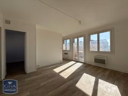 location appartement 2 pièces 46m² carpentras 84200