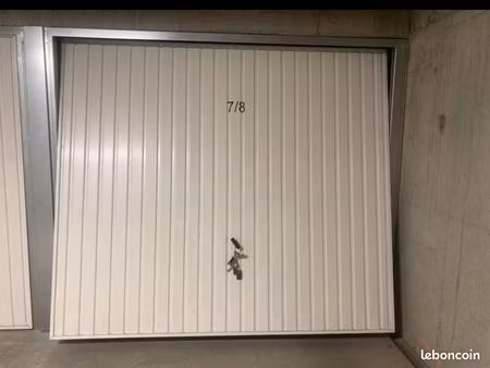 garage double à louer