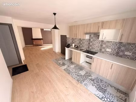 maison de village 3 pièces 75 m²