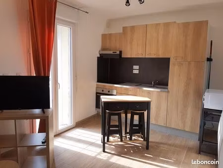 p2 meublé 450 euros hors charges