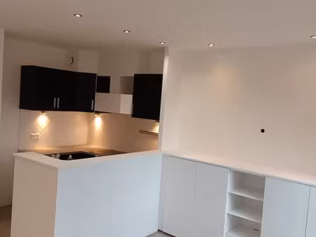 t2 - hypercentre proche gare