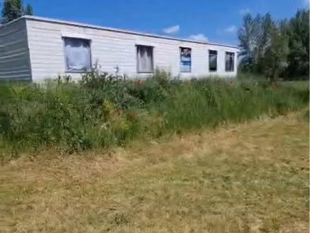 terrain de loisir et mobiles homes