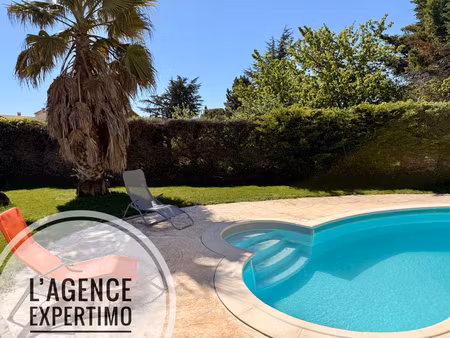 belle maison avec piscine