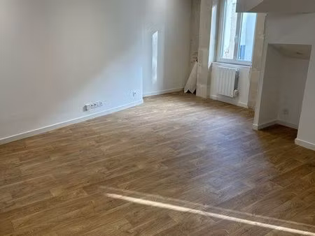appartement t2 centre bourg rez-de-chaussée