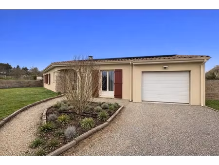 vente maison 5 pièces 100 m² confolens (16500)