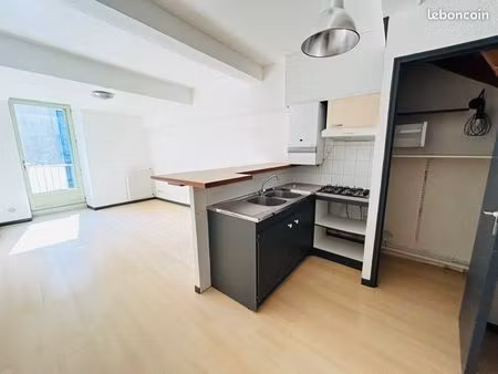 à louer – charmant t2 en duplex – 42 m² – trèbes