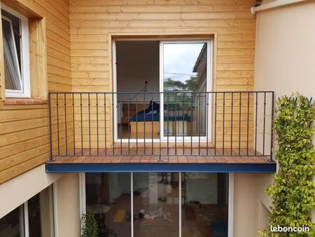 maison de ville  170 m2 avec patio et garage