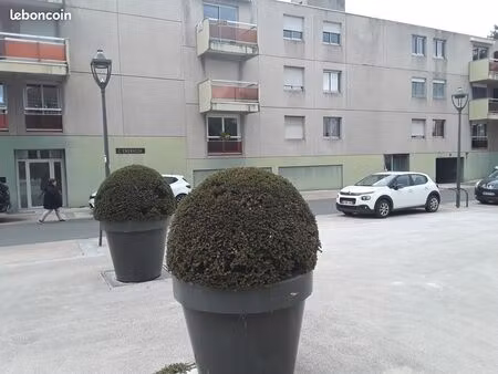 a louer feurs centre