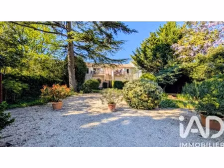 appartement à saint-saturnin-lès-avignon (84450)