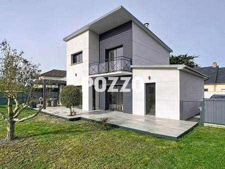 vente maison piscine à saint-martin-de-brehal (50290) : à vendre piscine / 125m² saint-mar