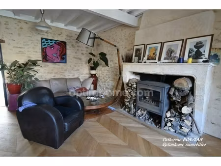 coup de coeur - maison en pierre rénovée avec jardin au coeur du médoc