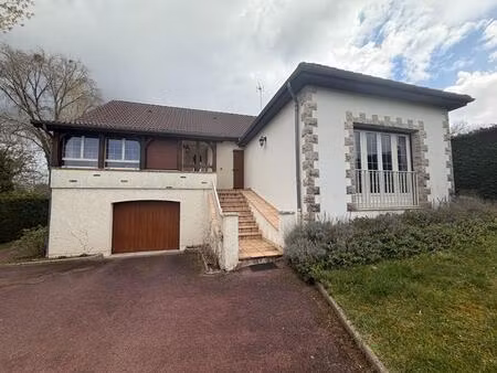 très joli pavillon sur sous sol dans un secteur calme de varennes vauzelles