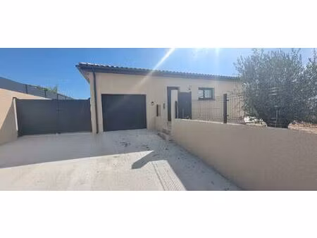 villa capestang 4 pièce(s) 109 m2 avec piscine sur 424 m² de terrain