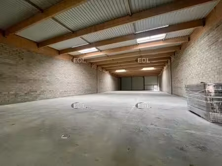 location local d’activités puiseux en france 95380 1260m²