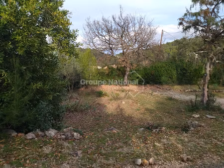terrain constructible de 532m²
