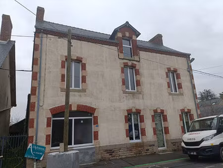 vente maison 8 pièces  162.00m²  plessé