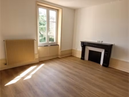 location appartement 3 pièces 68m²