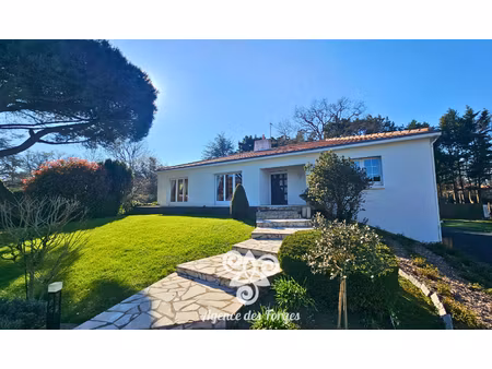 maison 4 chambres - sous-sol total - 1726m² de terrain - vallet