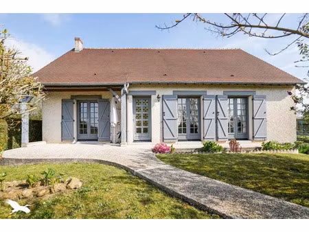vente maison 4 pièces 99 m² à vouvray (37210)  272 896 €