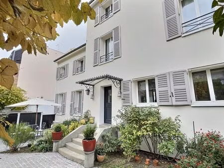 la garenne colombes auguste buisson. belle maison familiale et ses 2 jardins
