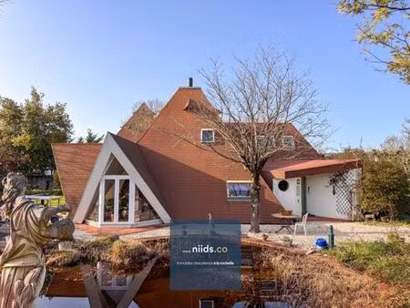 prestigieux immeuble de rapport en vente à aytré  nouvelle-aquitaine