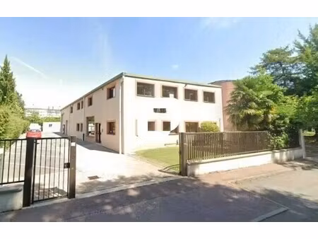 vente local d'activités 644 m²