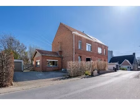 huis te koop in anzegem met 4 slaapkamers