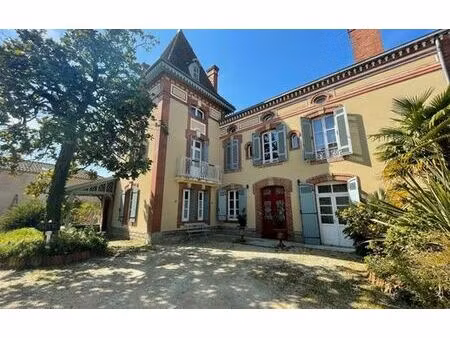 prestigieux château en vente aire-sur-l'adour  nouvelle-aquitaine