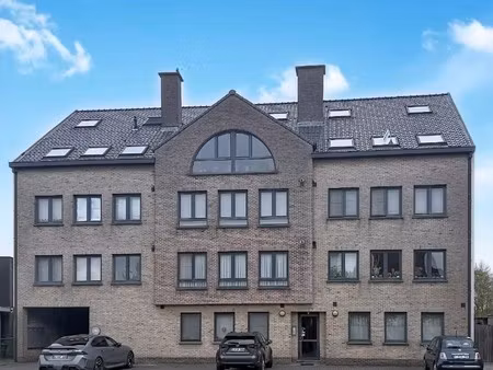 duplex appartement met 3 slaapkamers en terras