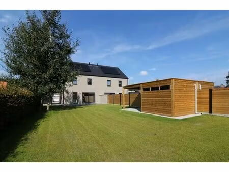 niewbouwwoning met 3 slpk  tuin  gunstige ligging