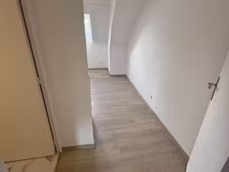 appartement studio à louer - 1 pièce - 15 32 m2 - hautmont - 59 - nord-pas-de-calais