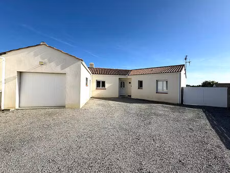 vente maison 5 pièces  106.00m²  coëx