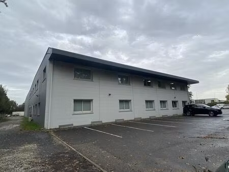 location local d'activités 248 m² à 2 172 m²