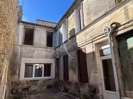 vente appartement rochefort 17300 - - surface privée
