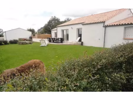 bois-de-céné (85710)