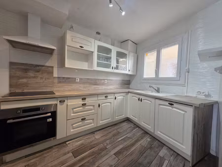 a vendre - puisserguier - maison de village t4 de 113 m2 hab