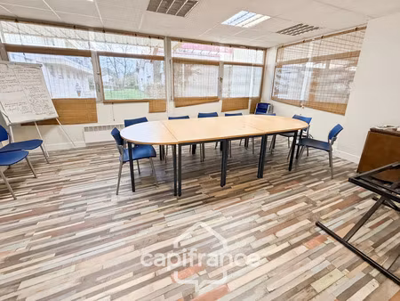 vente bureau 2 pièces 45 m² le haillan (33185)