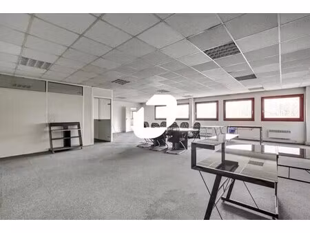 location bureaux 197 m²
