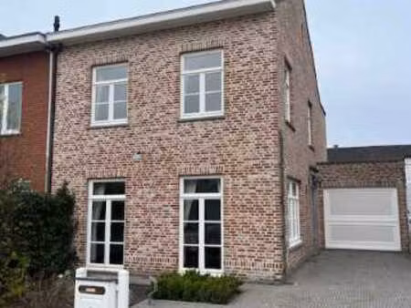 huis te koop in oud-turnhout met 4 slaapkamers