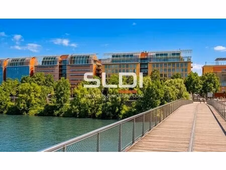 location bureaux 128 m²