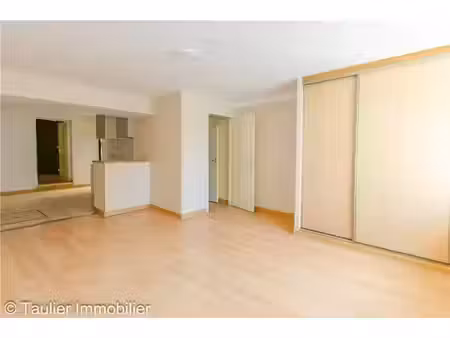 location appartement chatte 38160 - - surface privée