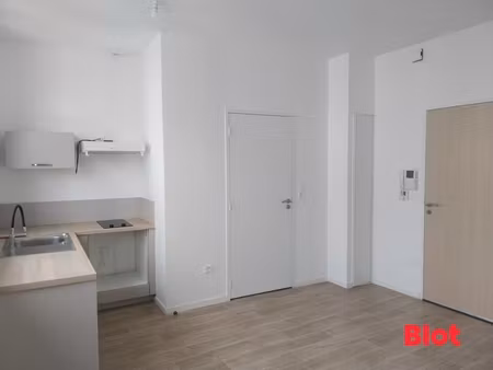 appartement 33m² une résidence sénior proche commerces avec ascenceur