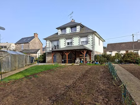 maison retiers 5 pièce(s) 107 m2 - 4 chambres terrain 867m².