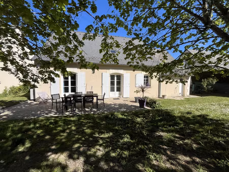 maison 132 m2 4 chambres + garage avec grenier + jardin 840