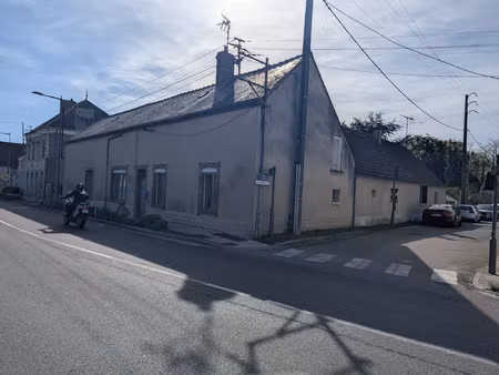 achat immeuble 320m² solterre 45700