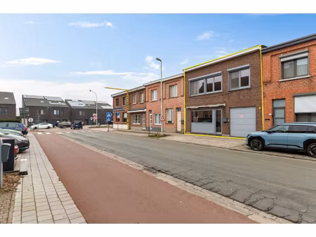 huis te koop in reet met 2 slaapkamers